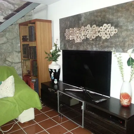 Alojamento de Acomodação e Pequeno-almoço House *