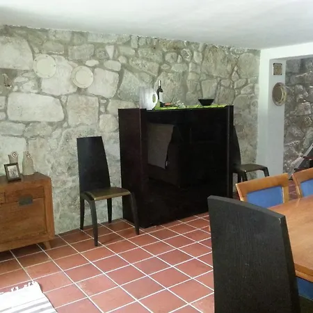House Alojamento de Acomodação e Pequeno-almoço *