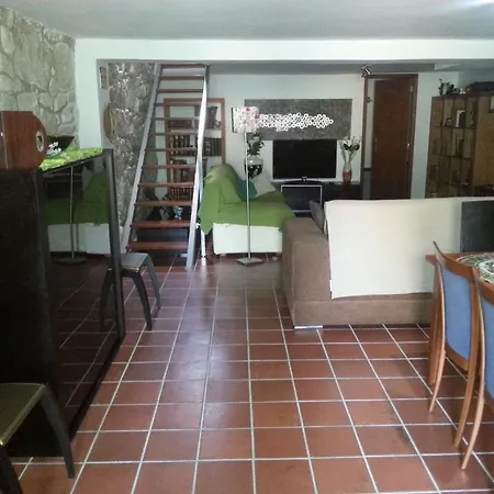 Alojamento de Acomodação e Pequeno-almoço House